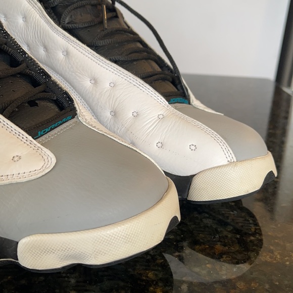 Air Jordan 13s “Barons”. No box. Mens size 13. - Picture 13 of 14